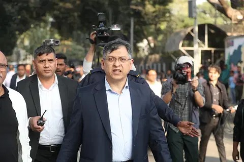 জুলাই ঘোষণাপত্র নিয়ে সর্বদলীয় বৈঠক শুরু